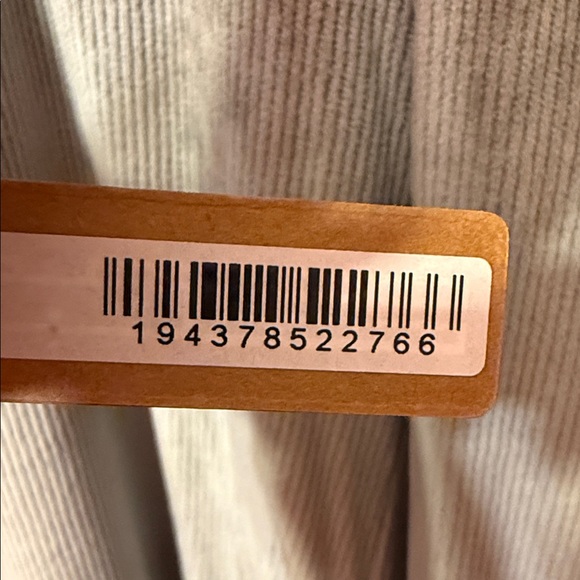 SKIMS Black Mesh Bra - Picture 6 of 6